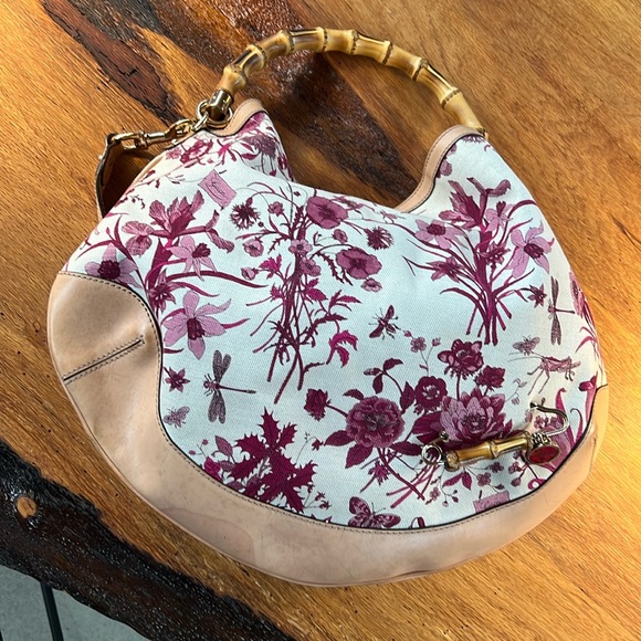 Gucci White Pink Floral Canvas Peggy Bamboo Handle Hobo - Picture 1 of 9